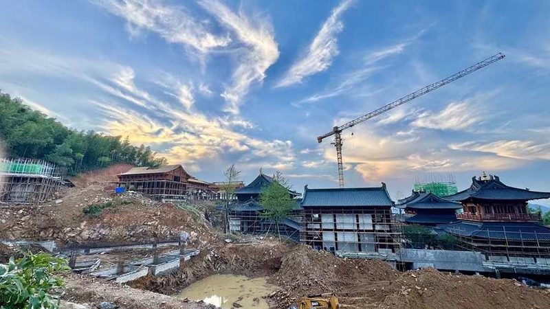 建筑工程施工每平米造价：影响因素与优化策略**